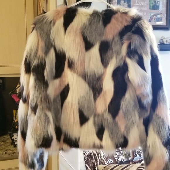 Fur jacket - Picture 2 of 2